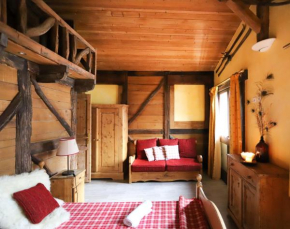 TOURISTIGNES Chalet Alpina